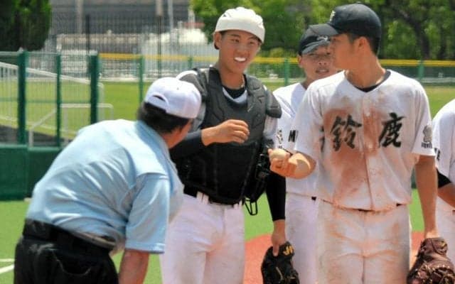 先輩の思い胸に「最も長い夏へ」　鈴鹿の松尾主将、完封導く好リード