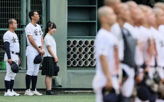 選抜8強の兄に続け　記録員でめざす甲子園　金光大阪の今北萌夏さん
