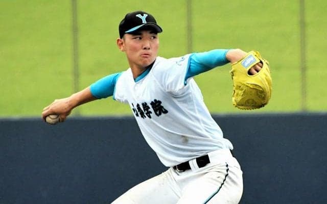 山梨学院の菰田、復帰登板は最速147キロ　クイック投球に進化あり