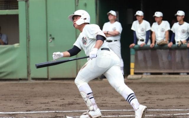 日大三、期待の1年生右腕を強力打線が援護し、5回コールド発進！【東京】