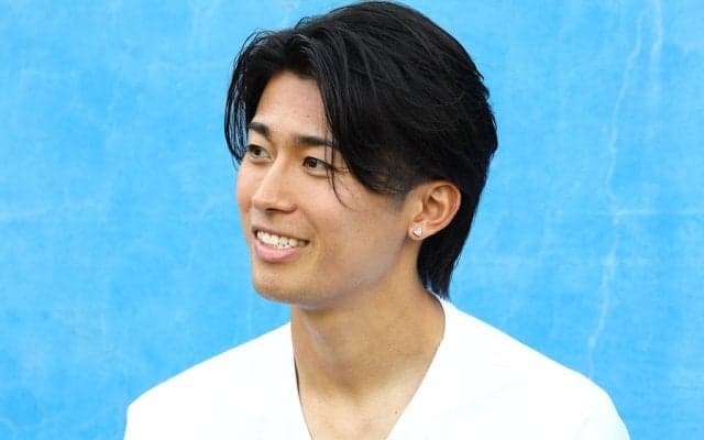｢イケメン過ぎる…｣中村敬斗が明かした｢人生で一番うれしかったゴール｣と｢誓ったリベンジ」。後輩に語った日本代表の現実と移籍先【密着ルポ】