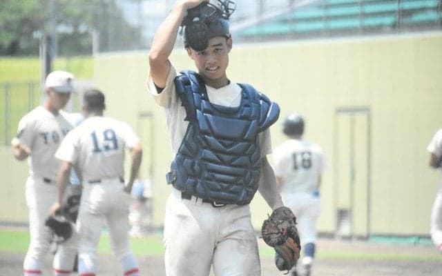 4季連続の甲子園めざす東洋大姫路　1年生3人がスタメン出場の理由