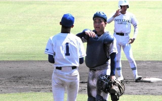 「逃げない、かわさない」　徹底した対話、3投手継投を好リード