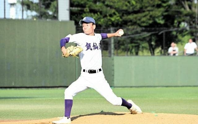 選抜16強追い詰めた18人の気仙沼　延長の死球決着にエース泣く