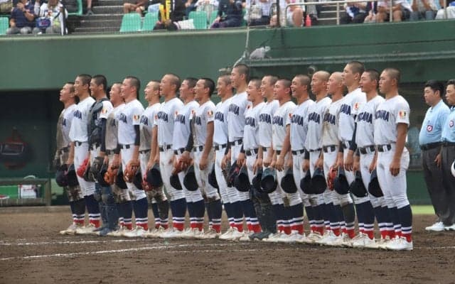 「ものすごくプレッシャーあった」横浜が東海大相模に8回コールド勝利！宿敵倒し村田監督も安堵「欲しい時に1本がでてくれた」【神奈川】
