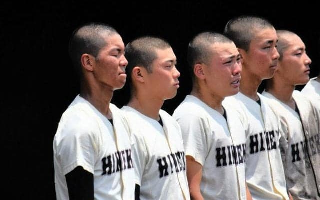 「後ろには豊島がいる」継投で臨んだ姫路工　試合後に交わした言葉は