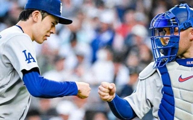 ドジャースが後半戦白星発進　佐々木朗希が進化の快投６回途中１失点　球団新記録の１００マイル超２１球　大谷翔平は特大飛球連発も４戦ぶり無安打