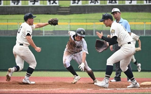 2年中心の那須拓陽、投手陣の奮闘と好守で春Vの文星芸大付に善戦