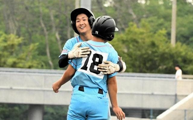 G・G佐藤さんに教わった笑顔　新屋・岡田選手、最終回に意地の安打