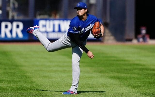 大谷翔平、膝治療後初の屋外キャッチボール　平地で134キロ…23日登板回避も再出発