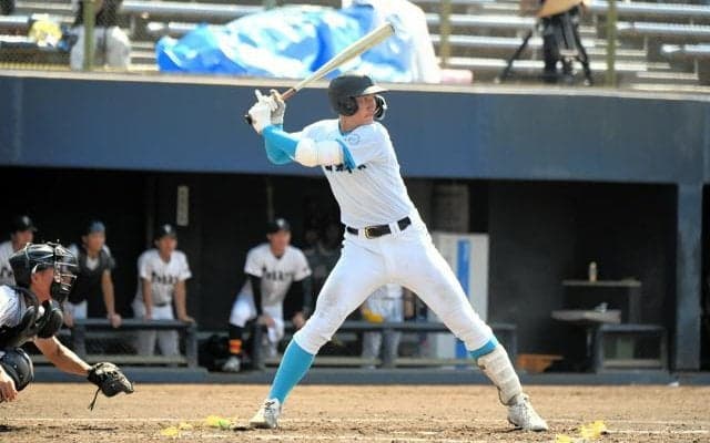 「自分が打って決める」こみあげた主将への思い　山梨学院・石井選手