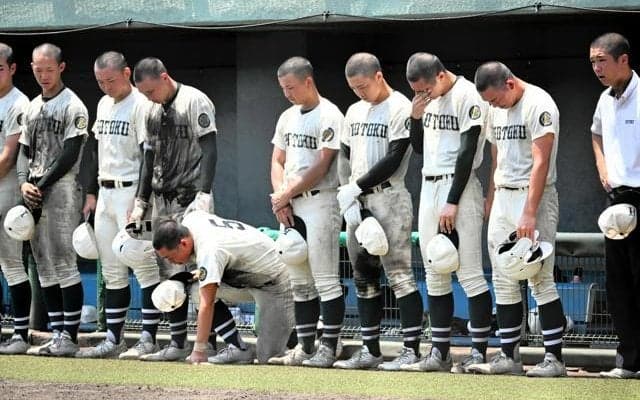 春の近畿王者・報徳学園敗れる　山田瑛太主将「後輩たちは甲子園に」