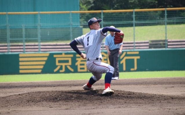 京都国際のドラフト候補左腕、血マメが破れるアクシデントがありながらも2失点完投勝利！指揮官は粘り強さを称賛【京都】