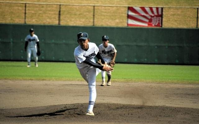 大会直前に覚えたツーシーム、東邦から7奪三振の名古屋南・加来主将