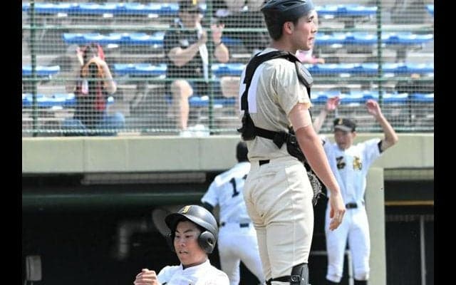県立の模範・石橋が九回に逆転許す「最後は作新さんの執念に負けた」