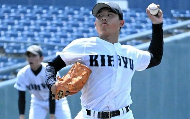 前橋育英相手に制球力と緩急で好投　桐生・出牛投手「小さくても」