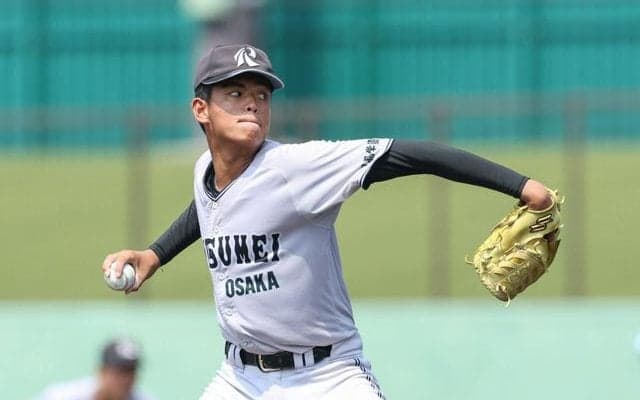 大阪桐蔭破った右腕「甲子園届かず残念」　大阪立命館の勝田海斗投手
