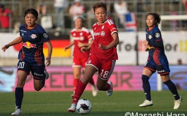 欧州女王に適応したベテランCBの修正力！シュート数互角に見る希望と決定力の差【RB大宮vsバイエルン戦で見えた｢WEリーグ｣の現在地】(2)
