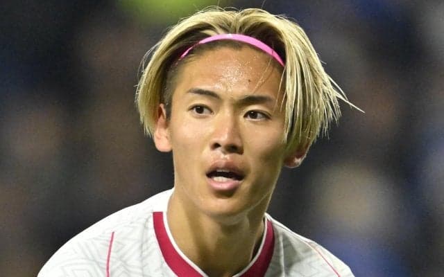｢天才かよ｣｢ブリッツカーブやん｣ザルツブルク2年目の日本代表FW21歳、右足ゴラッソ弾に反響｢右利きの中村俊輔みたいなボールの扱い方」