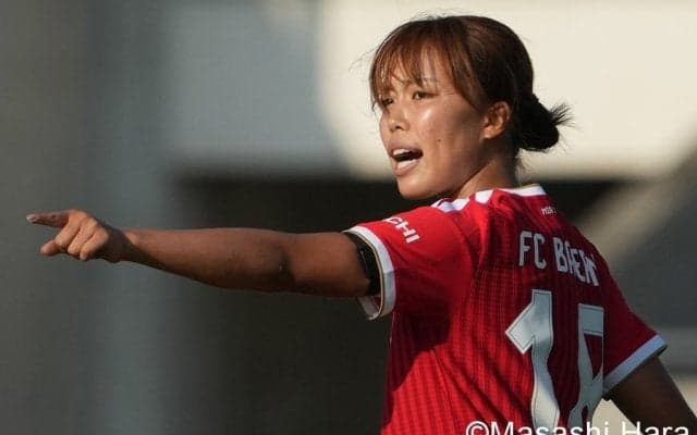 個人技は互角以上！女王も驚いたレッドブルらしさ！昨季のWE王者なら通用するのか【RB大宮vsバイエルン戦で見えた｢WEリーグ｣の現在地】(3)