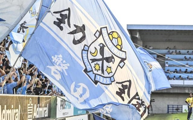 ｢顔www｣｢存在感すごすぎ｣J2磐田の新ポスター、乾貴士を差し置いてセンターで咆哮する熱血漢に大反響｢こういう熱さが欲しかった｣｢THIS IS AKIBA｣