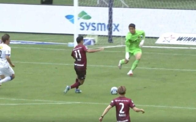「めっちゃ速い」鹿島の守護神・早川友基、爆速スピード→“鉄壁ブロック”「コースがない」「点が入る気がしない」驚異の判断力と飛び出しでビッグセーブ