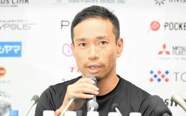 39歳のサッカー長友、現役続行を発表　「常に日本代表を目指す」