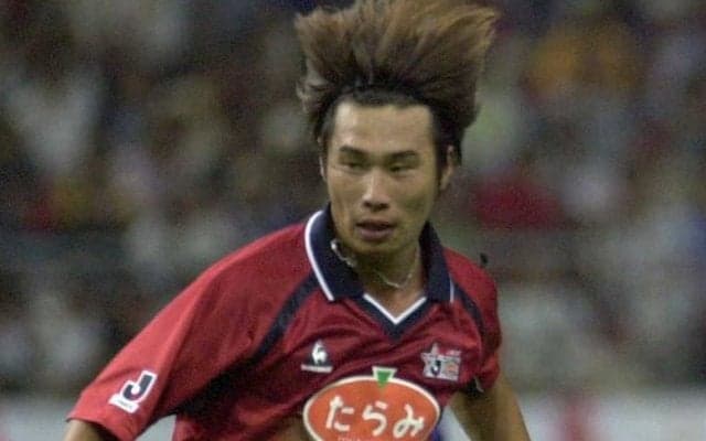 「凄いメンツですね」「絆って永遠」　元日本代表ＭＦが「一つ上の先輩たちと！」と４ショ投稿　超豪華メンバーにＳＮＳ歓喜「いや～最高～」