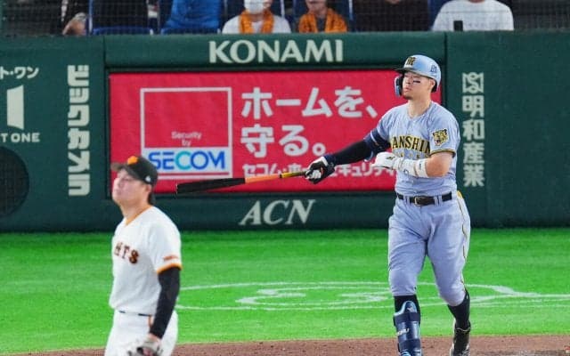 【阪神】あと数ミリ…佐藤輝明惜しくも１試合３発ならず　右翼ポール際に特大ファウル　４番爆発中