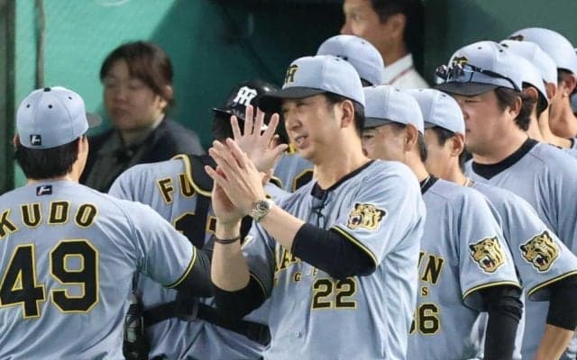 阪神・藤川監督　終盤のミスに「課題はありますね」　九回中野の好守称賛　球団タイ東京ドーム９勝、１３日にも巨人戦シーズン勝ち越し