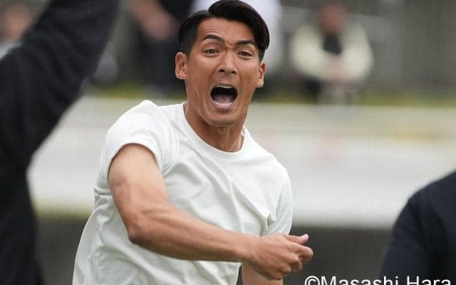 ｢監督も別班!?まさかなぁ…｣藤枝MYFCの槙野智章監督がクラブハウスのデスク写真を公開して“任務遂行”を宣言！｢別班饅頭｣｢奥様もVIVANT出てましたものね｣