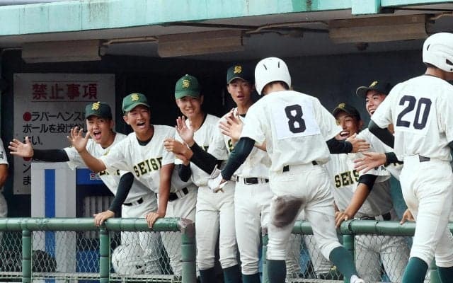 【高校野球】静清が初戦突破、見城新監督13年ぶり“現場復帰”飾る「高校野球はいいな」／静岡