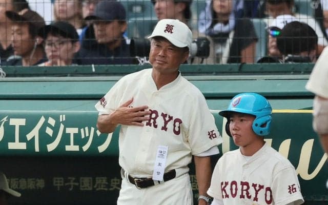 拓大紅陵 坂巻監督｢こんなにヒットが出るとは｣、仙台育英投手陣から12安打の打線を称賛【26年夏甲子園】
