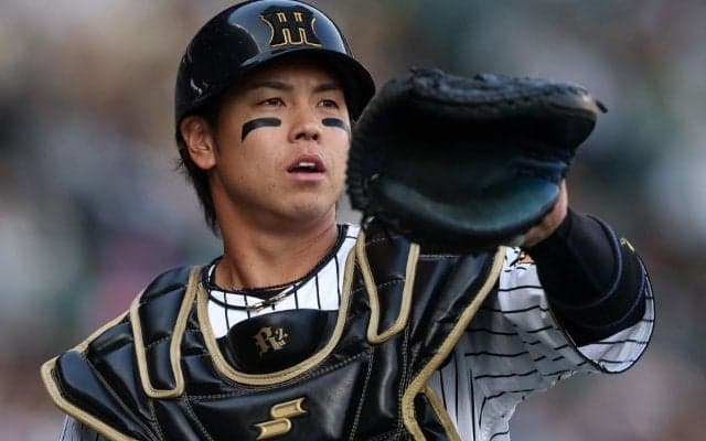 「横田の全力疾走、諦めない心は胸の中にある」梅野隆太郎が漏らした“野球が大好きだった友”への消えぬ想い　心が折れかけた苦境で支えとなった「言葉」【阪神】