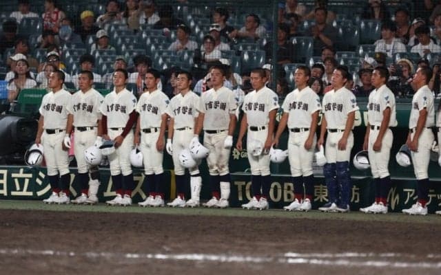 号泣する球児の横で発見「さすがだった」　最後まで“支えた”人物、気丈さにファン感動