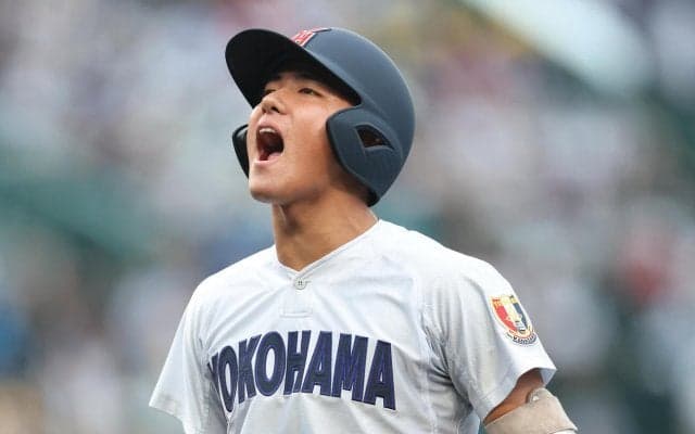 【甲子園】横浜２年連続８強　今夏初の逆転勝ち　織田翔希４回無安打救援　ベスト８出揃う／一覧