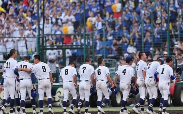 霞ケ浦が横浜に逆転負け、投手陣奮闘も高橋監督｢2枚では勝負にならない｣【26年夏の甲子園】