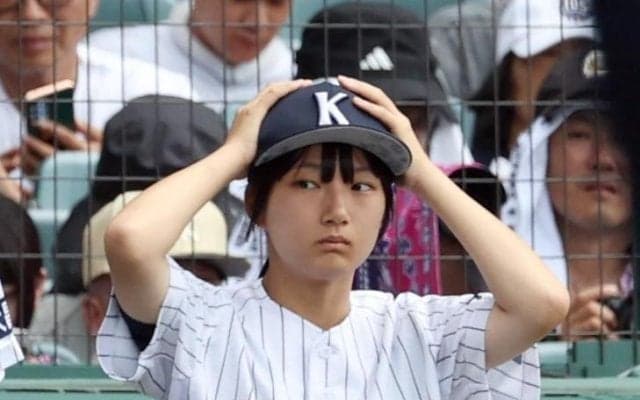 敗退の東日大昌平　ユニ姿の女子マネが砂をかき集めながら発した言葉にＳＮＳ感動　「青春駆け抜けたなぁ！」「涙腺崩壊した」