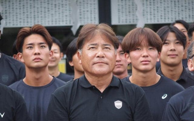 【神戸】23日初戦のＵ－21が必勝祈願　手倉森監督「一流目指すためサッカー以外の人間教育も」
