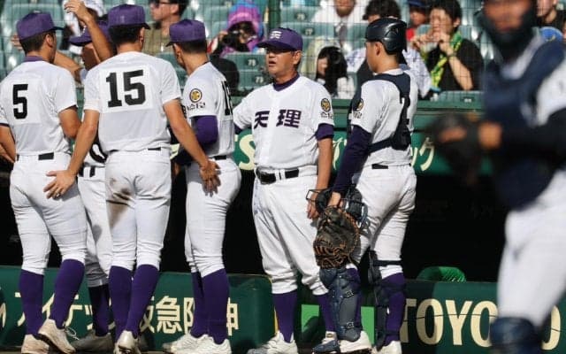 9年ぶり4強の天理は、36年ぶりの決勝進出をかけ、20日の準決勝第2試合に【26年夏甲子園】