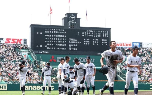 【甲子園】三重、天理に敗れ14年準V以来の４強進出ならず…沖田監督「もう完敗でした」