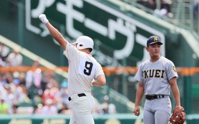 【甲子園】智弁和歌山が５年ぶり４強　毎回18安打で11得点　仙台育英に19年前のリベンジ