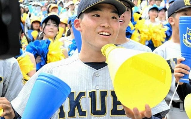 昨年は甲子園出場、今年はベンチ外　「声で力に」仙台育英・倉方選手