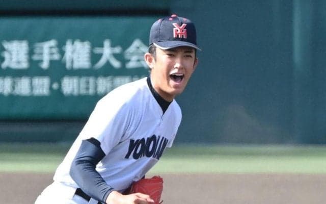 横浜が１８年ぶり夏４強！織田翔希が衝撃の１２３球完封、甲子園最速タイ１５６キロを九回まで連発で計７度、六回以降に６度計測　１７日逝去の元監督・渡辺元智さん捧げる白星