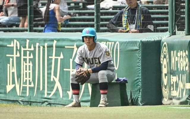 仲間の意地の一打見届けた　仙台育英の学生コーチ「最高の夏だった」