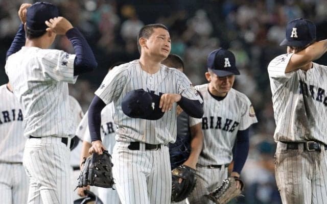 有明ナインに温かい拍手　甲子園初出場で８強入り大健闘　被災地・熊本に勇気与えた