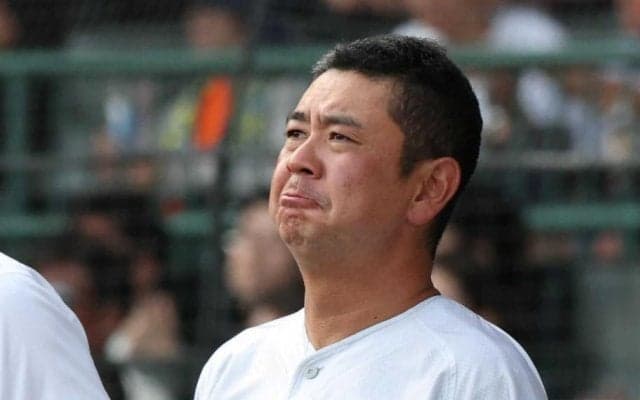 ４強入りの横浜・村田監督が涙「優勝届けられるように」天国の渡辺元監督へ真の“弔い星”を