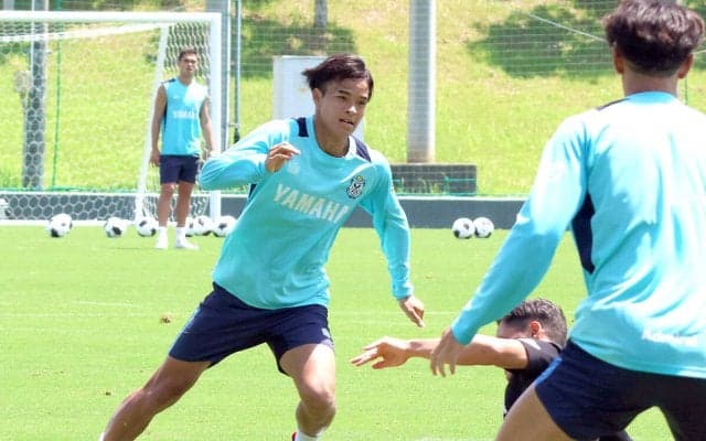 【Ｊ２磐田】国立でプロデビューした関大４年生ＤＦ桑原航太「チャンスがあれば借りを返したい」２２日に徳島戦