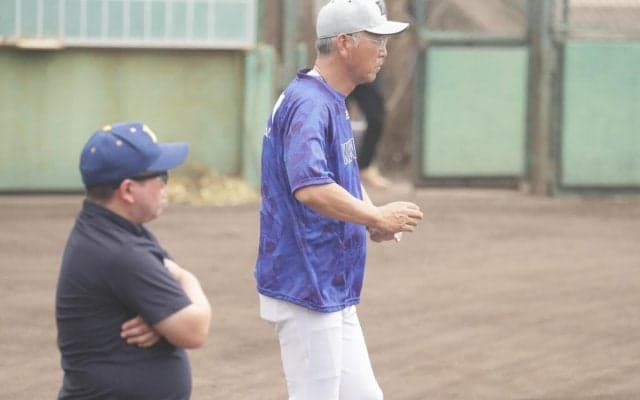 【甲子園】初の夏４強　健大高崎・青柳監督「うちはチャレンジャー精神でやるのみ」天理と準決勝