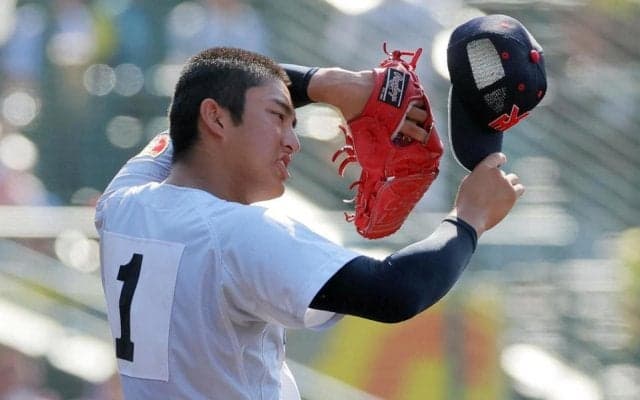 横浜　織田翔希３回途中ＫＯに聖地がどよめく　まさかの４連打　甲子園初被弾の３ランも許して４失点　２試合連続先発で智弁和歌山打線につかまる